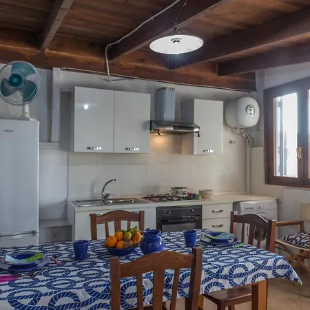 Casa Ezio 2 Fronte Mare A Punta Grossa Di *