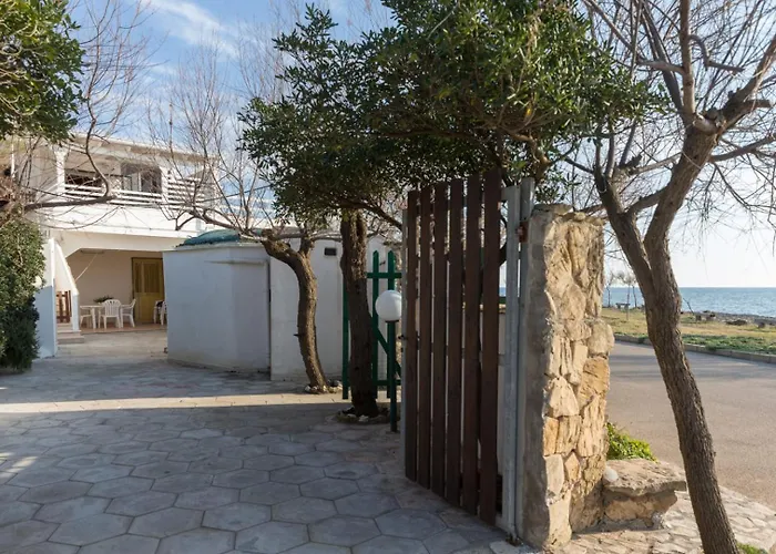 بيت للعطل Casa Ezio 2 Fronte Mare A Punta Grossa Di بونتا بروسسيوتو