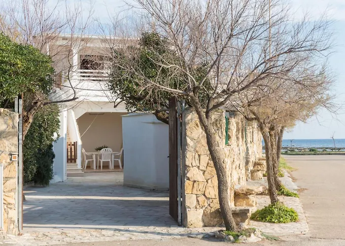 Casa Ezio 2 Fronte Mare A Punta Grossa Di بيت للعطل بونتا بروسسيوتو