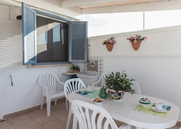Casa Ezio 2 Fronte Mare A Punta Grossa Di *
