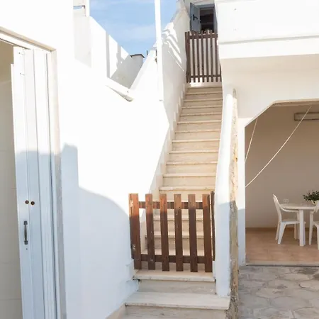 Casa Ezio 2 Fronte Mare A Punta Grossa Di 度假居 *